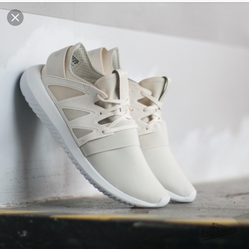 Adidas tubular viral
